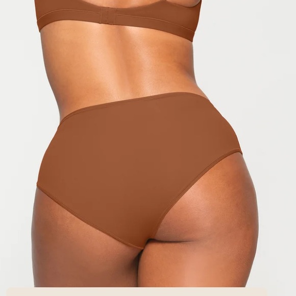 2 Skims NWT XL Full Brief Panties Black & Brown - Picture 2 of 5